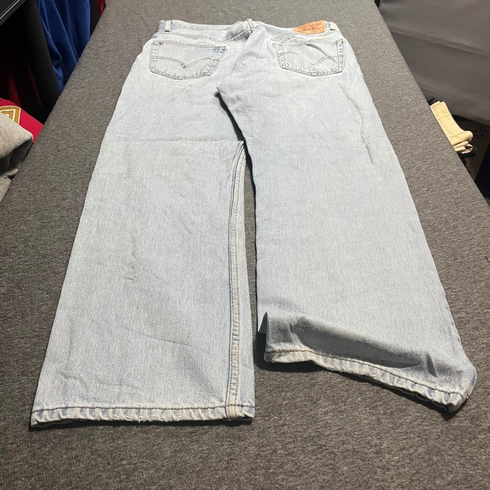 Levis 505 Regular Fit Light Wash Blue Denim Jeans Mens 36x32 Straight Leg